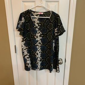 Buddy Love top. Medium. Snake skin print